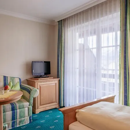 Hotel Weisser Baer 4*